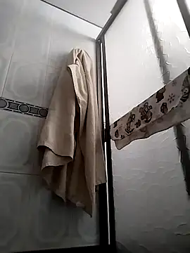 Snapshot of Crystal_Star_ chatting on November 25, 2025, 4:29 pm Crystal Star online show from November 25, 2025, 4:29 pm