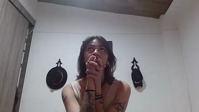 Crystal Star  online show from April 10, 2026, 1:45 am