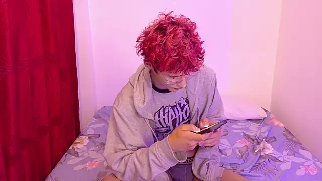 juliansexx online show from October 3, 2025, 3:30 am