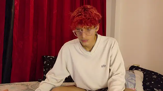 juliansexx online show from September 27, 2025, 7:03 am