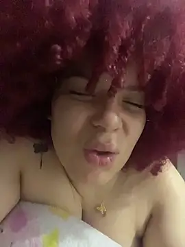 Snapshot of Enyagleam_ chatting on December 20, 2025, 2:36 am Enyagleam online show from December 20, 2025, 2:36 am