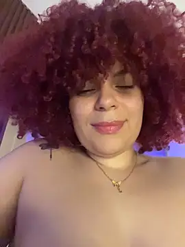 Snapshot of Enyagleam_ chatting on February 3, 2026, 2:43 am Enyagleam online show from February 3, 2026, 2:43 am