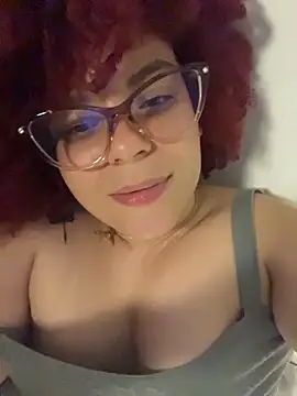 Snapshot of Enyagleam_ chatting on February 3, 2026, 6:22 am Enyagleam online show from February 3, 2026, 6:22 am