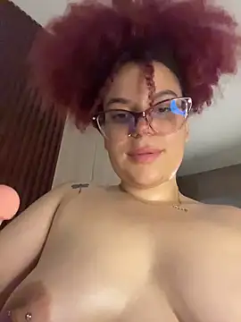 Snapshot of Enyagleam_ chatting on February 20, 2026, 6:19 am Enyagleam online show from February 20, 2026, 6:19 am