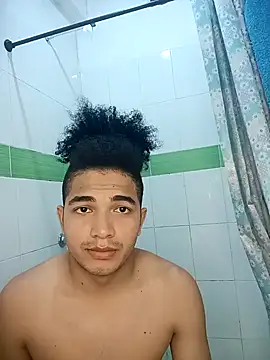 Snapshot of Twink_angel3 chatting on September 25, 2025, 2:39 am Twink angel3 online show from September 25, 2025, 2:39 am