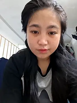 Snapshot of Minn-cute chatting on November 15, 2025, 10:19 am Minn-cute online show from November 15, 2025, 10:19 am