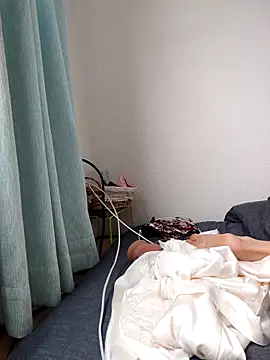 Mer78 online show from October 18, 2025, 4:14 am