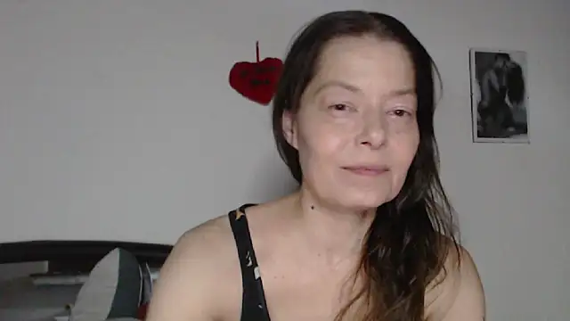 SexySarah177 online show from February 25, 2026, 9:36 pm