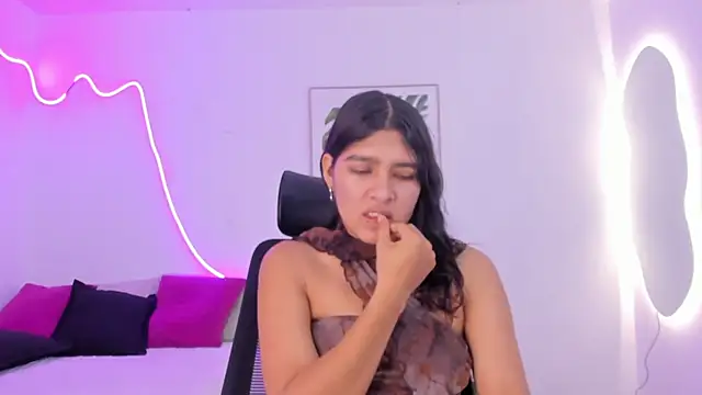 Cherrydollxx online show from October 17, 2025, 10:18 am