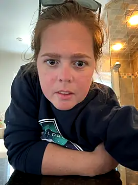 Snapshot of hornykitty1210 chatting on September 8, 2025, 8:30 pm hornykitty1210 online show from September 8, 2025, 8:30 pm