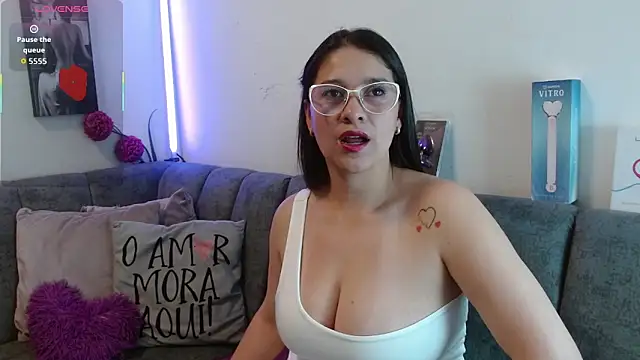 Alana steel 1 online show from April 10, 2026, 7:32 pm