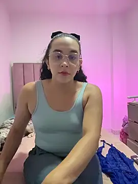 Snapshot of alehia_cute chatting on July 14, 2026, 11:11 pm alehia cute online show from July 14, 2026, 11:11 pm