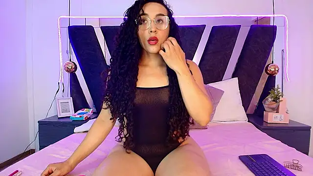 alehia cute online show from March 7, 2026, 8:14 pm