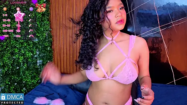 Snapshot of leidy_morales_ chatting on March 2, 2026, 10:44 am leidy morales online show from March 2, 2026, 10:44 am