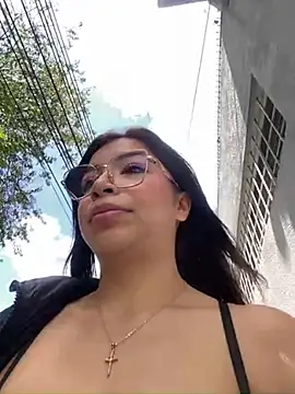 Maddy Piink online show from February 5, 2026, 4:58 pm