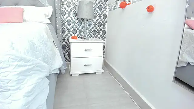 AlliisonRae online show from October 7, 2025, 11:11 am