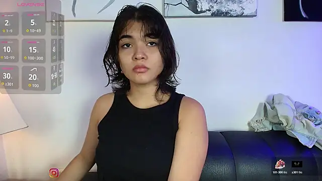 Zoe wang online show from October 28, 2025, 12:37 pm