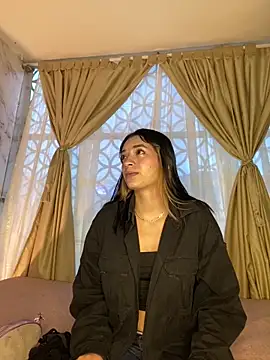 Snapshot of stepha__ chatting on November 5, 2025, 11:13 am stepha online show from November 5, 2025, 11:13 am