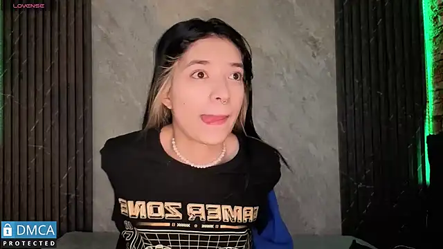 Snapshot of stepha__ chatting on December 16, 2025, 11:03 am stepha online show from December 16, 2025, 11:03 am