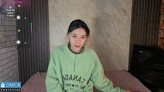 Snapshot of stepha__ chatting on November 28, 2025, 11:10 am stepha online show from November 28, 2025, 11:10 am