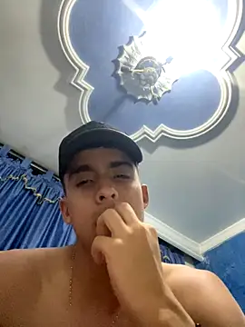 Snapshot of May_Blackx chatting on October 23, 2025, 6:01 am May Blackx online show from October 23, 2025, 6:01 am