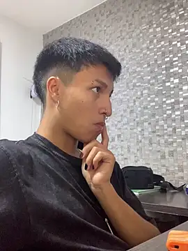 Milan Bach online show from March 30, 2026, 6:37 am