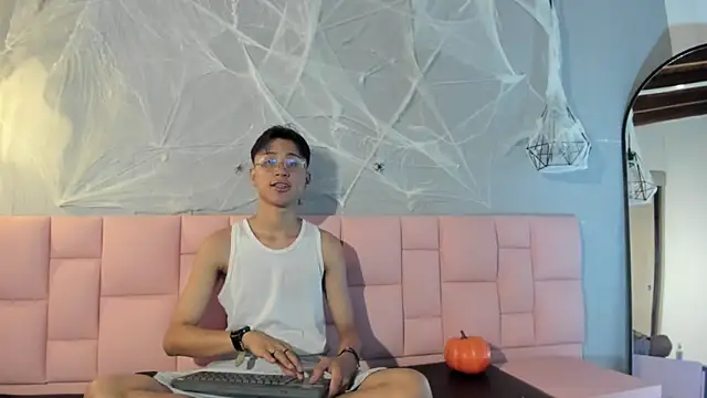 Daddy Darcks online show from October 25, 2025, 7:36 pm