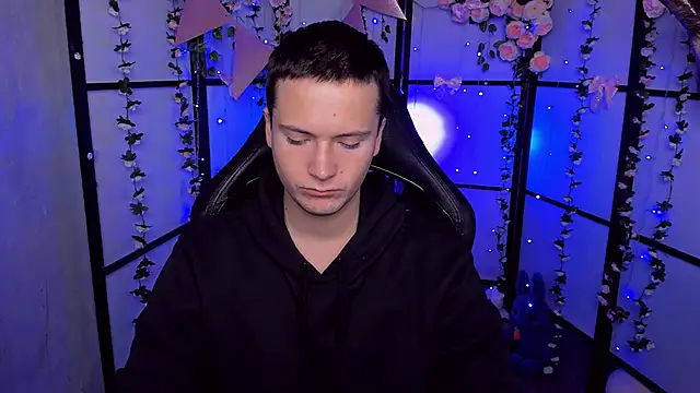 ZackNeal online show from October 7, 2025, 5:08 am