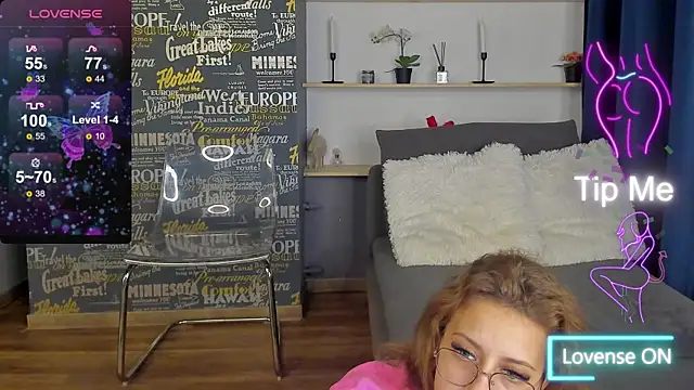 MaddieRay online show from October 4, 2025, 7:26 pm