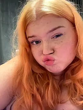 Adele Moor  online show from October 7, 2025, 6:09 pm