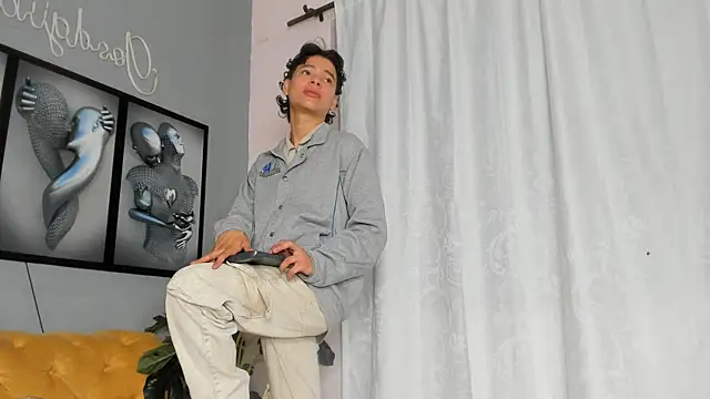 camillo virgil online show from December 1, 2025, 11:11 am