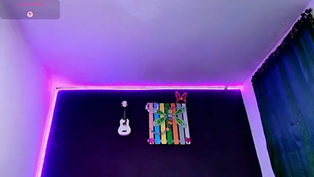 ingrid zese  online show from February 21, 2026, 5:48 pm