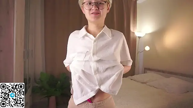 MargertDoyen online show from October 22, 2025, 5:07 am