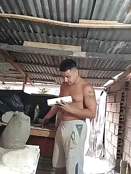 hoteder online show from April 15, 2026, 7:58 pm