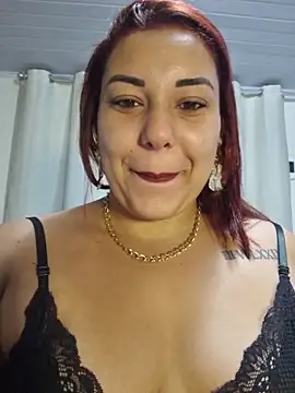 Snapshot of RuivaMisteriosa3 chatting on December 18, 2025, 8:08 am RuivaMisteriosa3 online show from December 18, 2025, 8:08 am