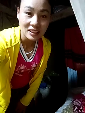Ruaiuoi online show from May 2, 2026, 1:33 am