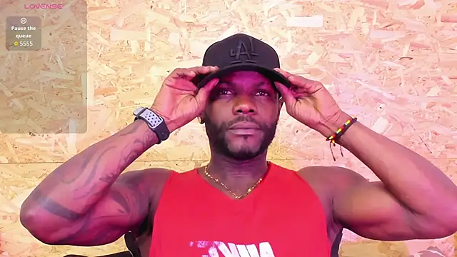 santiblack7 online show from November 28, 2025, 3:17 am