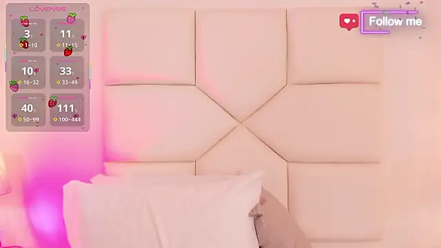 MiaMillers1 online show from February 10, 2026, 11:20 am