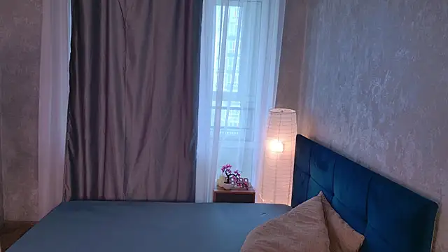 lisabaus online show from April 20, 2026, 6:16 am