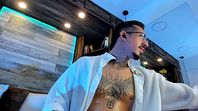 Donovan Desmond online show from April 1, 2026, 1:51 am