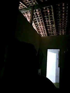 hendy692 online show from April 13, 2026, 4:16 am