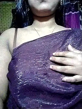 Snapshot of Hot-Hot chatting on January 17, 2026, 4:27 am Hot-Hot online show from January 17, 2026, 4:27 am