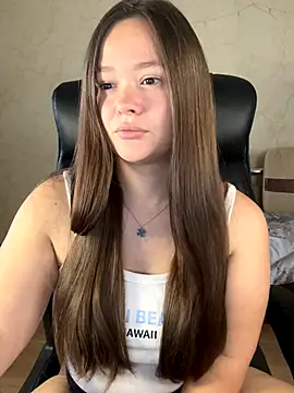 Snapshot of CaramelleSugar_ chatting on October 22, 2025, 9:42 am CaramelleSugar online show from October 22, 2025, 9:42 am