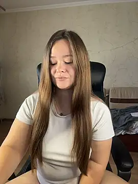 Snapshot of CaramelleSugar_ chatting on November 17, 2025, 9:46 am CaramelleSugar online show from November 17, 2025, 9:46 am