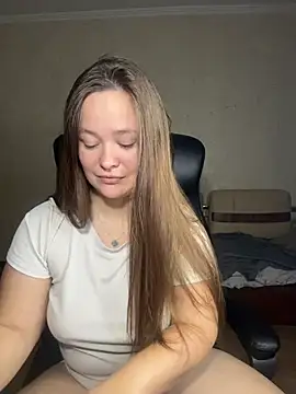 Snapshot of CaramelleSugar_ chatting on November 18, 2025, 5:49 pm CaramelleSugar online show from November 18, 2025, 5:49 pm