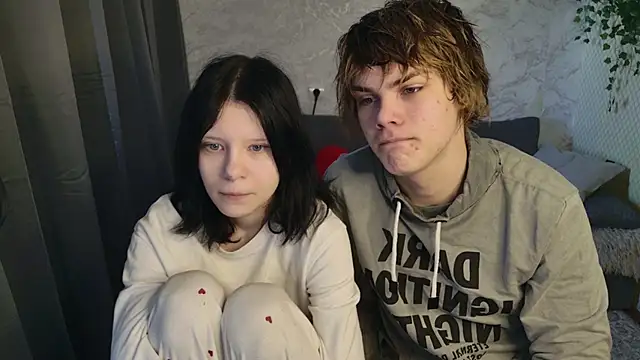 Bonnie And C1yde online show from March 8, 2026, 5:11 am