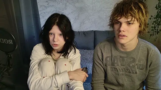 Bonnie And C1yde online show from March 15, 2026, 5:14 am