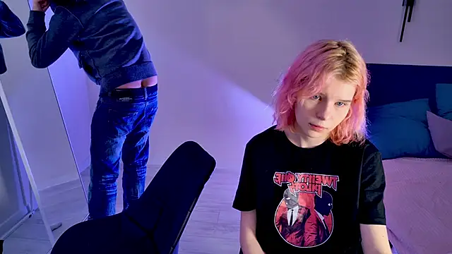 Bonnie And C1yde online show from November 10, 2025, 5:18 pm