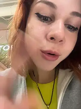 Snapshot of RosieSecret chatting on October 10, 2025, 8:04 am RosieSecret online show from October 10, 2025, 8:04 am