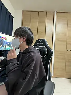 jiji9253 online show from March 6, 2026, 1:28 pm